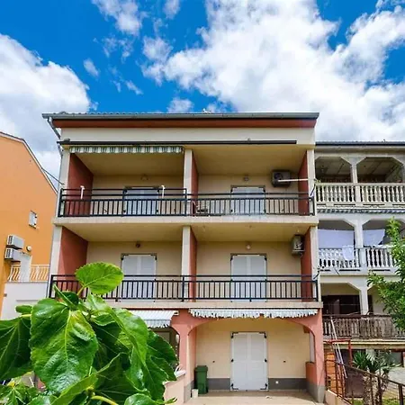 Apartment In 39215 Crikvenica
