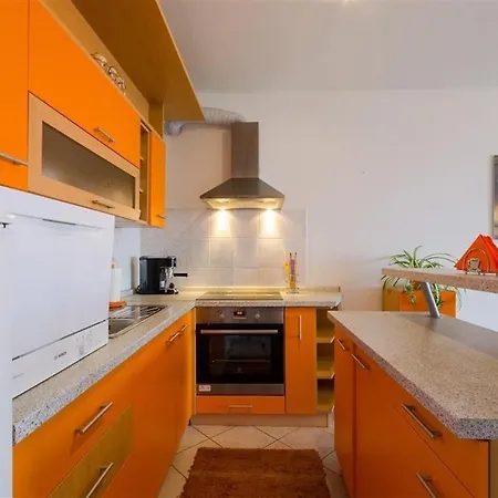 Apartment In 39215 Crikvenica