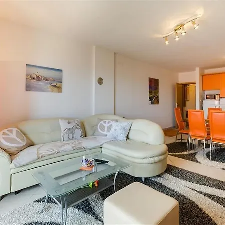Apartment In 39215 Crikvenica